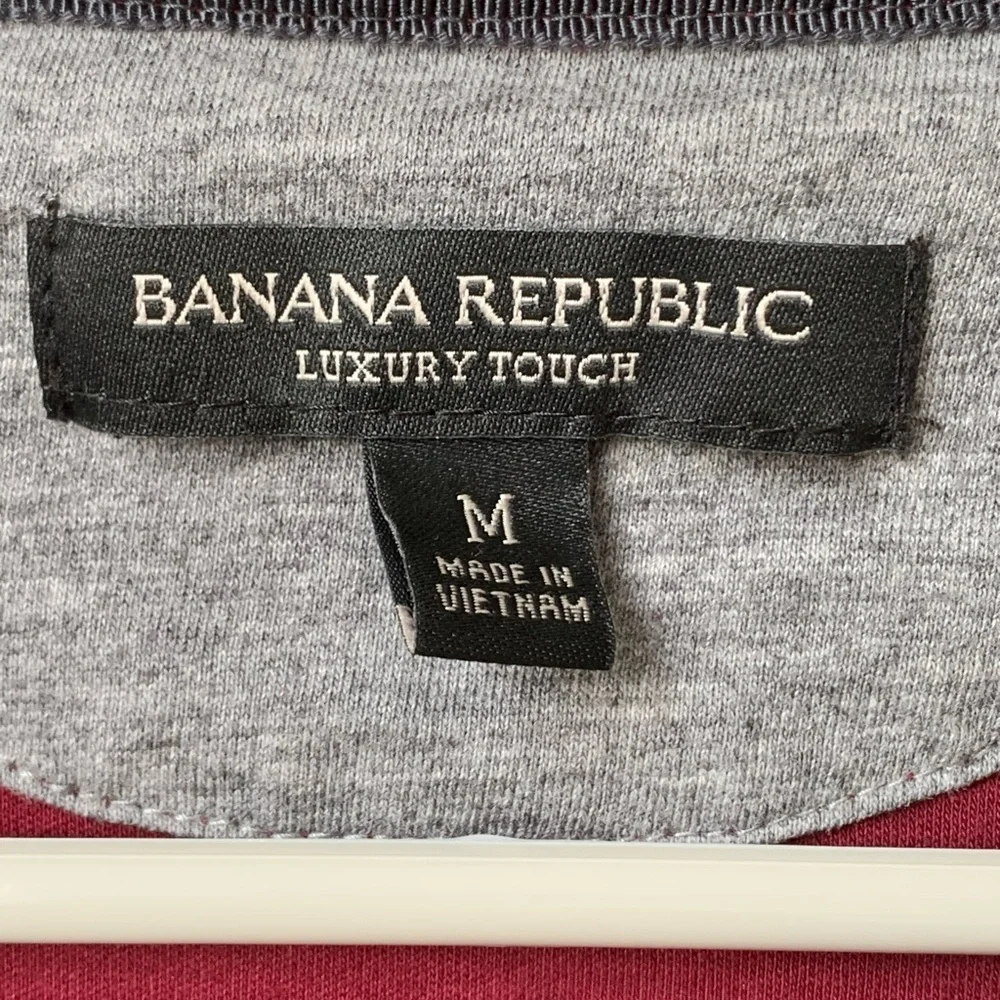 BANANA REPUBLIC Men’s Luxury Touch Burgundy Short Sleeve Cotton Polo Shirt